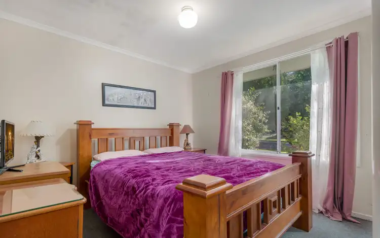 Sixth view of Homely house listing, 16 Popondetta Place, Glenfield NSW 2167