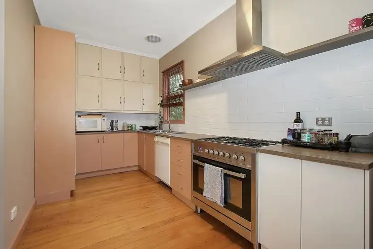 Fifth view of Homely house listing, 33 Hensley Court, Wodonga VIC 3690
