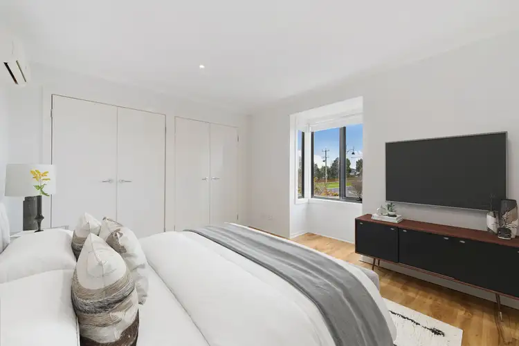 Seventh view of Homely house listing, 8/4 Hopetoun Green, Caroline Springs VIC 3023