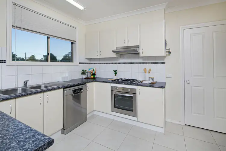 Sixth view of Homely unit listing, 5A Richard Drive, Langwarrin VIC 3910