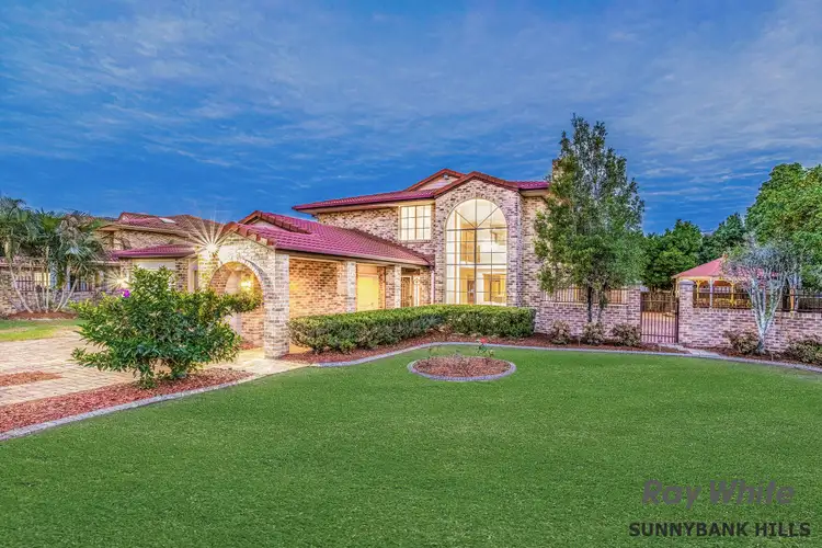 2 Capstan Place, Macgregor QLD 4109