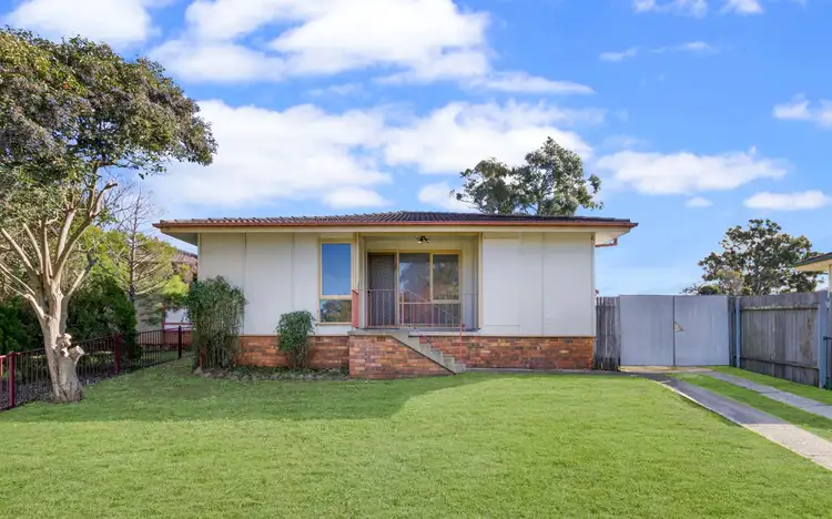 7 Rowley Place, Airds NSW 2560