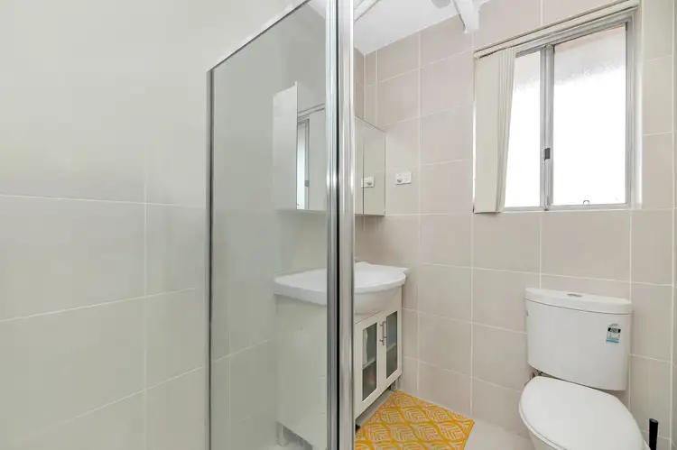 Sixth view of Homely unit listing, 5/11 Mckeahnie Street, Queanbeyan NSW 2620