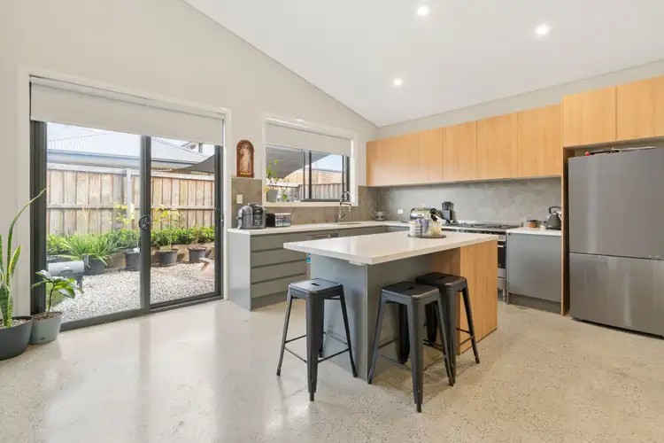 32 Kingsdale Avenue, Catherine Field NSW 2557