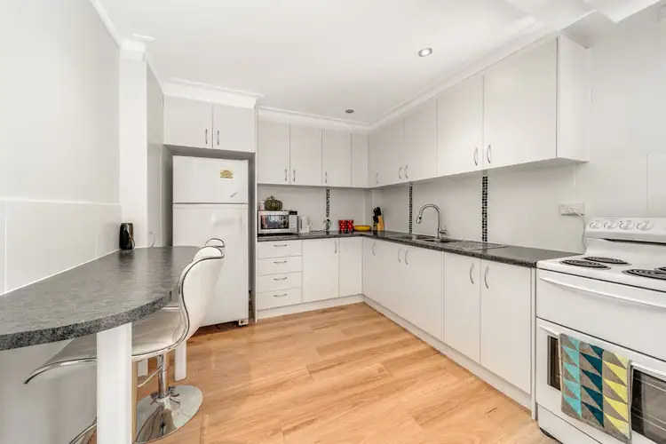 Second view of Homely apartment listing, 4/9 Farrer Place, Farrer ACT 2607