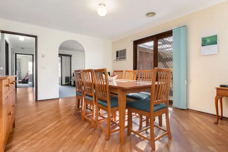 Fifth view of Homely house listing, 20 Lexcen Close, Berwick VIC 3806