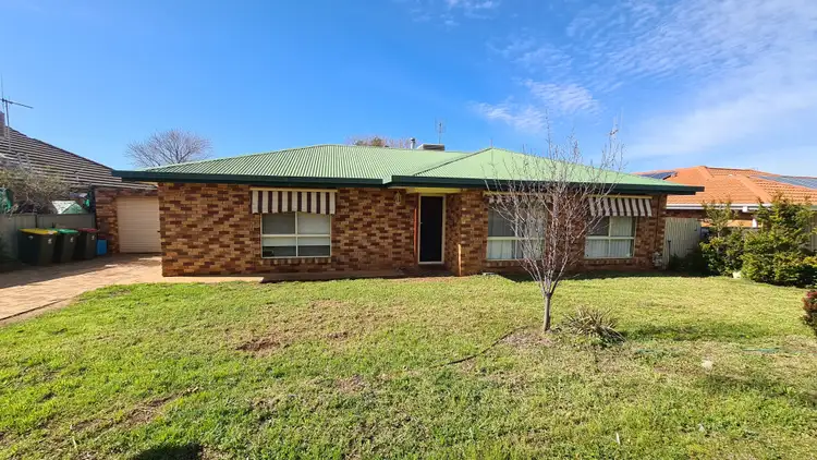 15 Danilenko Street, Parkes NSW 2870