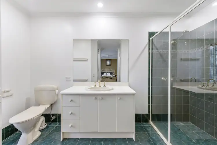 Seventh view of Homely house listing, 4 Barm Close, Sydenham VIC 3037