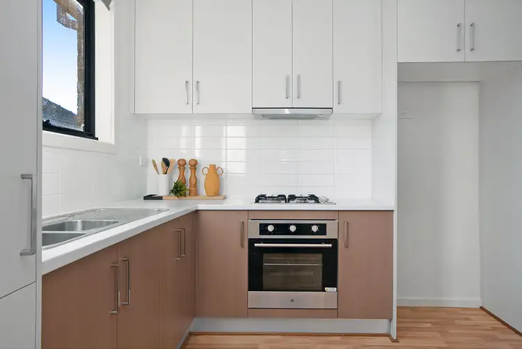 Sixth view of Homely unit listing, 2/177 Purinuan Road, Reservoir VIC 3073