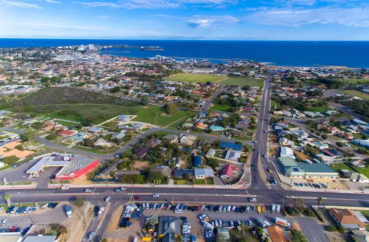 Fifth view of Homely house listing, 125 North West Coastal Highway, Wonthella WA 6530