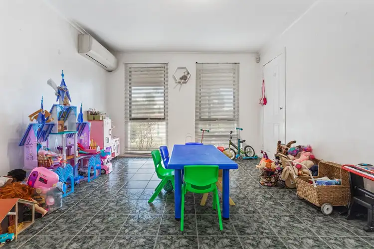 Fourth view of Homely house listing, 2 Dargo Close, Croydon Hills VIC 3136