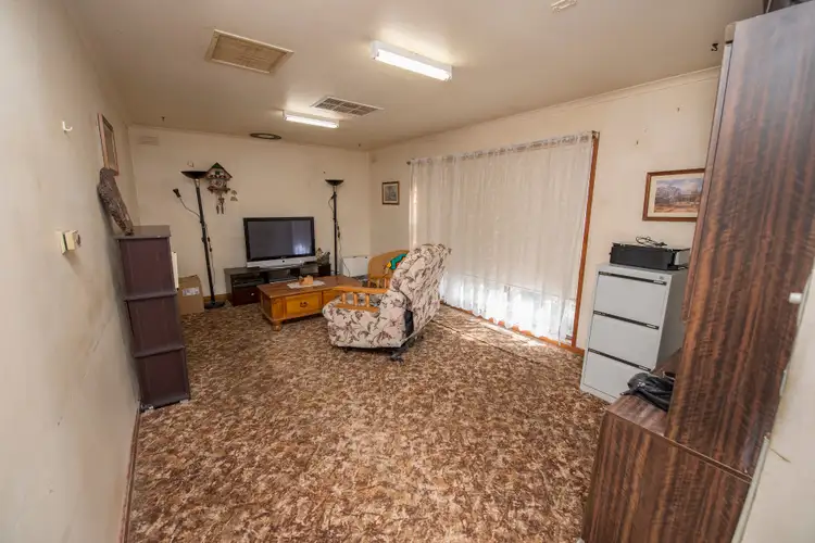 Sixth view of Homely house listing, 25 Domaille Crescent, Swan Hill VIC 3585