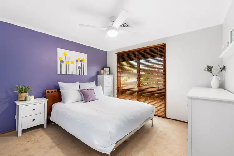 Fifth view of Homely house listing, 5 Bronsdon Court, Mill Park VIC 3082