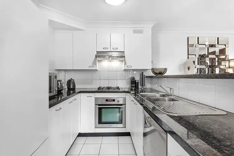 Third view of Homely apartment listing, 3/8 Norman Street, Darlinghurst NSW 2010