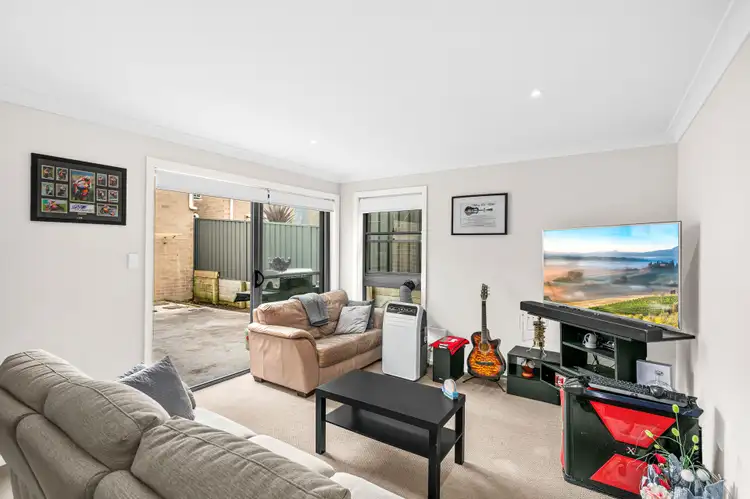 Fourth view of Homely house listing, 6 Jemima Close, Flinders NSW 2529