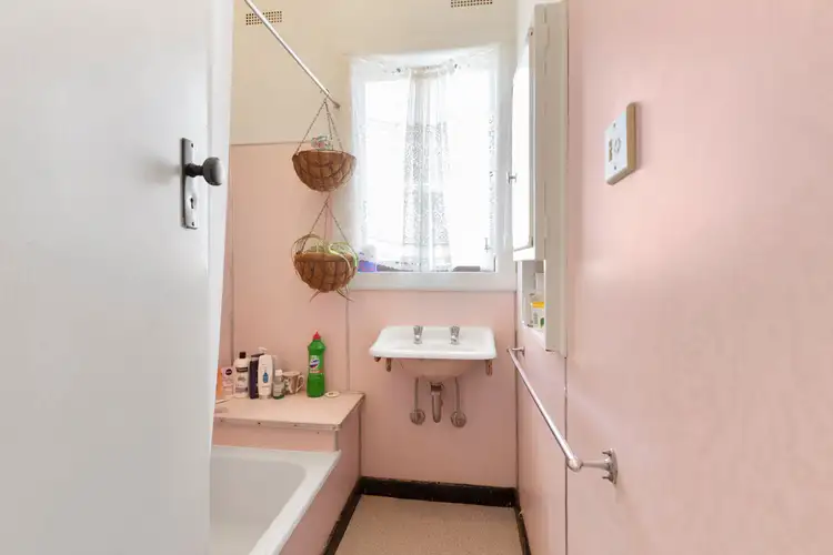 Fifth view of Homely house listing, 4 Steven Crescent, Ararat VIC 3377