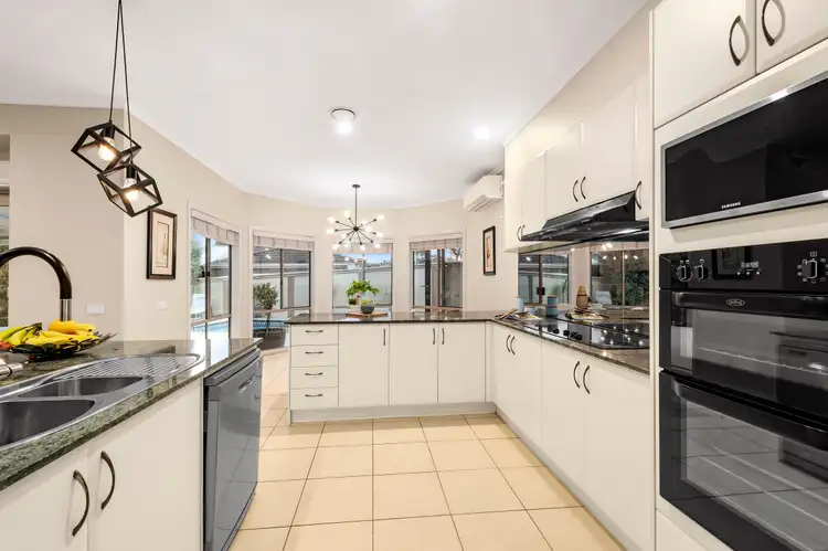 Second view of Homely house listing, 2 Minkell Court, Wantirna VIC 3152