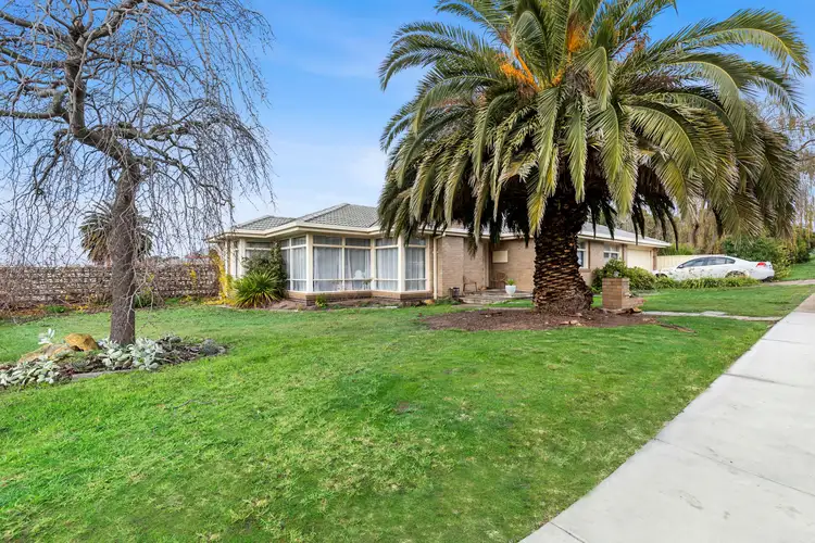 4 Lowe Street, Ararat VIC 3377