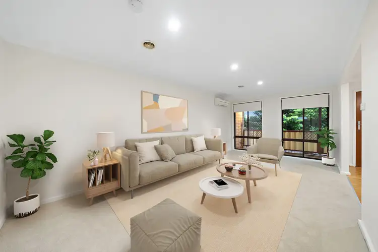 2/1 Greenbank Avenue, Karabar NSW 2620