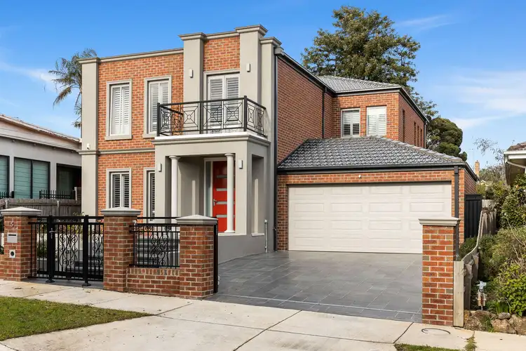 5 Rothsay Avenue, Burwood VIC 3125
