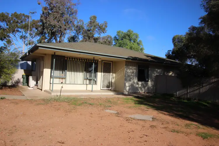42 Strangman Raod, Waikerie SA 5330