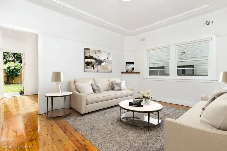 30 Ravenswood Avenue