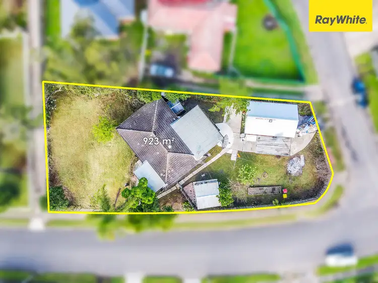 1 Cleary Place, Blackett NSW 2770