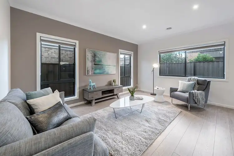 Fifth view of Homely house listing, 7 Pembury Street, Craigieburn VIC 3064