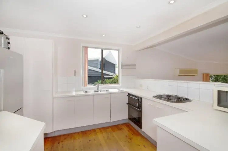 Fifth view of Homely house listing, 32 Amethyst Court, Carrara QLD 4211