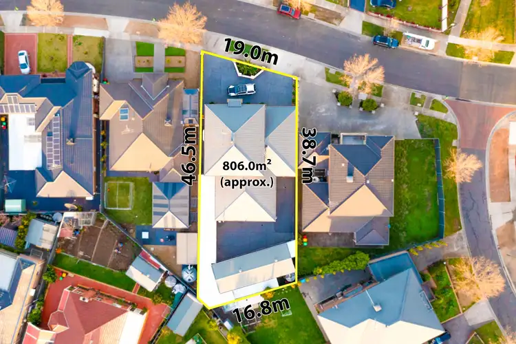 Second view of Homely house listing, 28 Montpellier Drive, Hillside VIC 3037