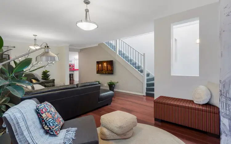 Fourth view of Homely house listing, 4 Hadlow Avenue, Glenfield NSW 2167