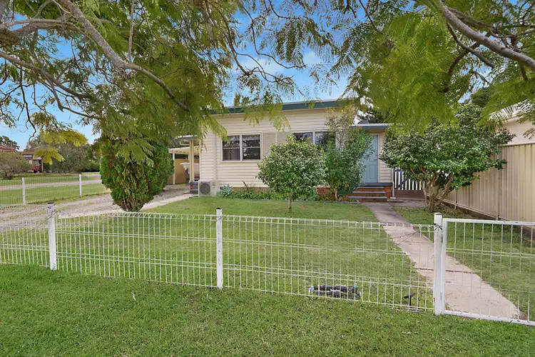 33 Billabong Street, Woy Woy NSW 2256