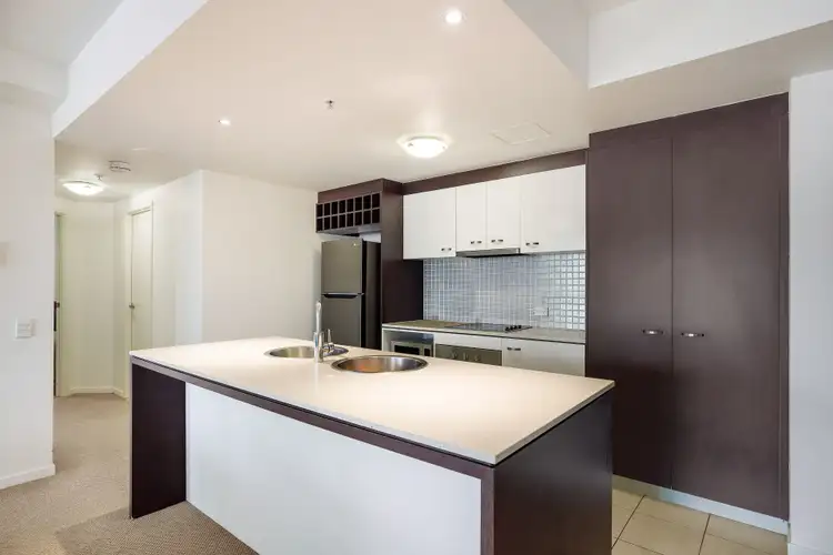 Sixth view of Homely apartment listing, 508/18 Fern Street 'Wings Resort', Surfers Paradise QLD 4217