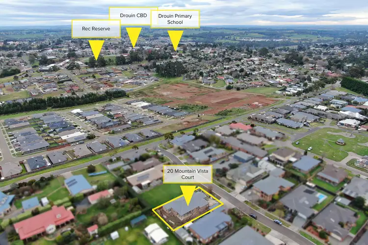 Main view of Homely house listing, 20 Mountain Vista Court, Drouin VIC 3818
