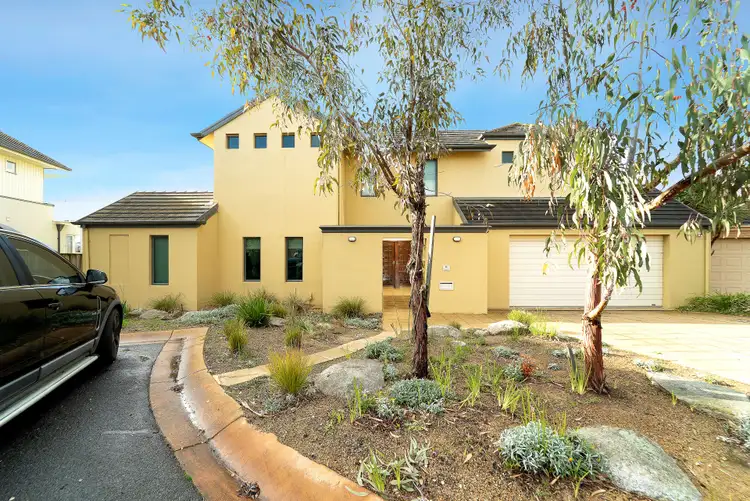 Second view of Homely house listing, 6 Beachcomber Place, Sanctuary Lakes VIC 3030