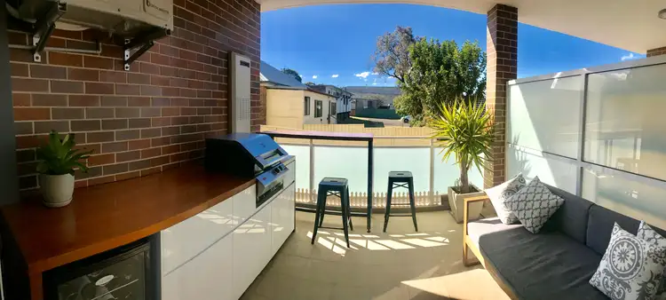 61-63 Walker Street