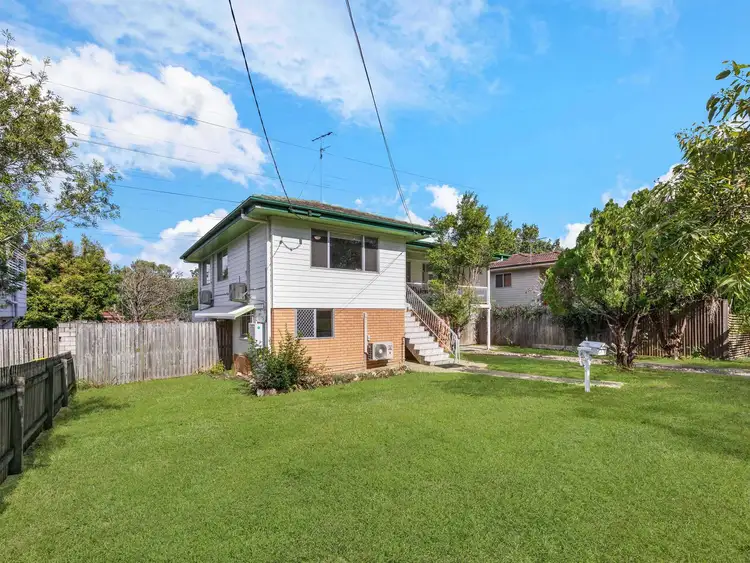 60 O'Connor Street, Oxley QLD 4075