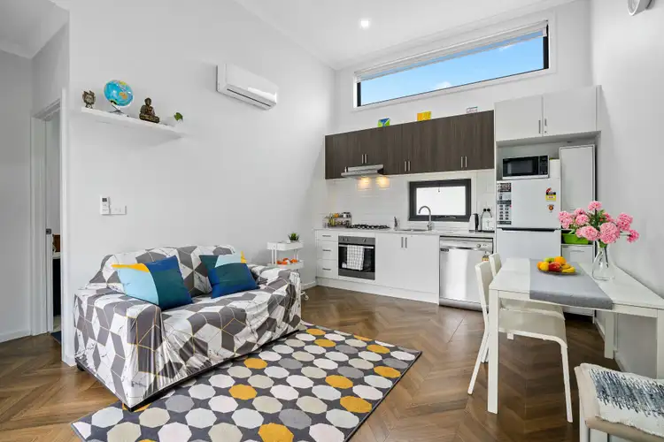 6 Rowan Place, Bayswater VIC 3153