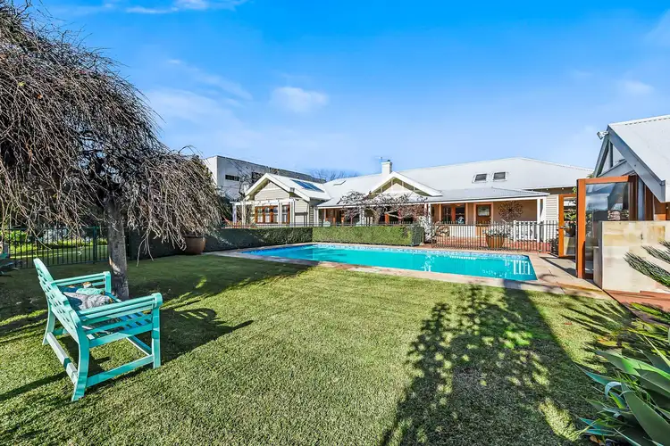 1 Salisbury Road, Beaconsfield Upper VIC 3808