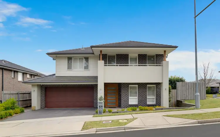 8 Pinnacle Ridge, Glenmore Park NSW 2745