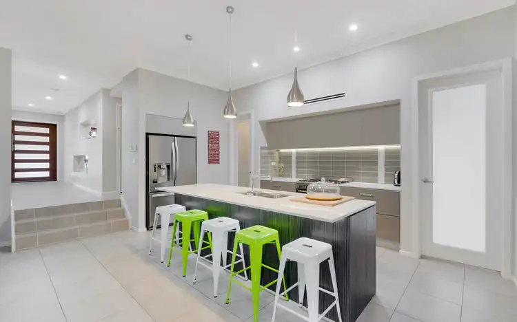 Fifth view of Homely house listing, 8 Pinnacle Ridge, Glenmore Park NSW 2745
