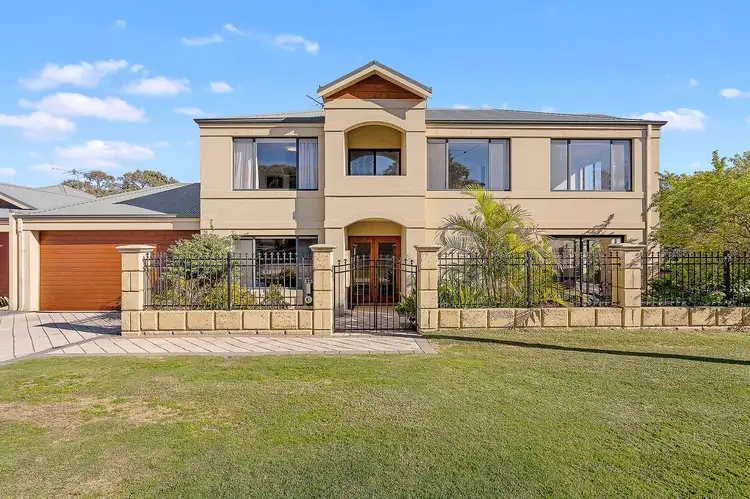 123 Duke Street, Scarborough WA 6019