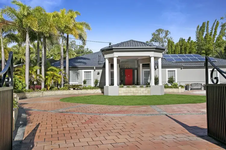 2 Clarence Drive, Helensvale QLD 4212