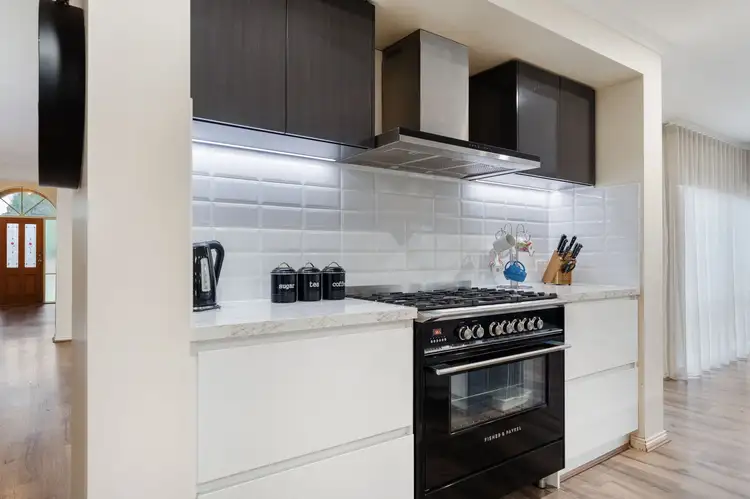 Fifth view of Homely house listing, 7 Metcalfe Drive, Romsey VIC 3434
