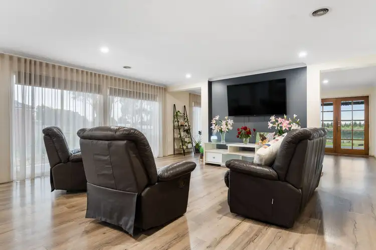 Sixth view of Homely house listing, 7 Metcalfe Drive, Romsey VIC 3434