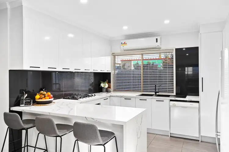 Fourth view of Homely house listing, 4 Shannon Way, Sydenham VIC 3037