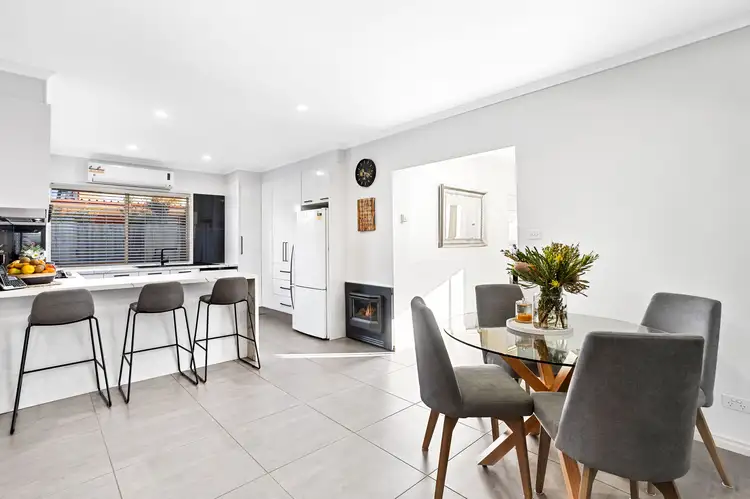 Fifth view of Homely house listing, 4 Shannon Way, Sydenham VIC 3037