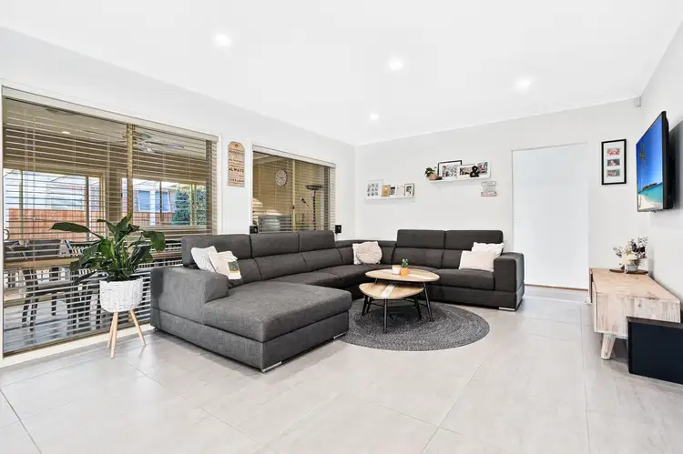 Sixth view of Homely house listing, 4 Shannon Way, Sydenham VIC 3037