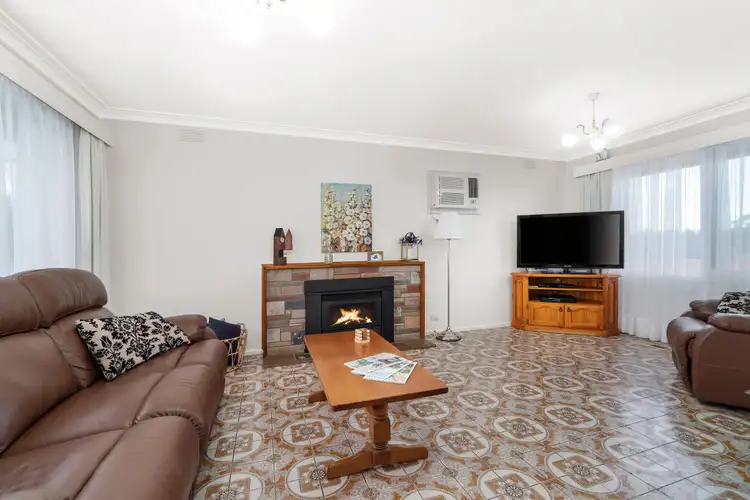 Second view of Homely house listing, 5 Comrie Court, Bayswater VIC 3153