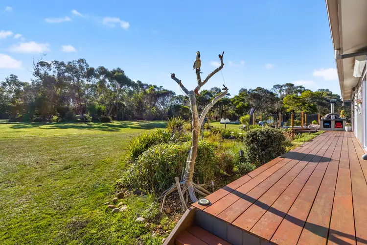 Fourth view of Homely house listing, 2 Nesci Court, Inverloch VIC 3996